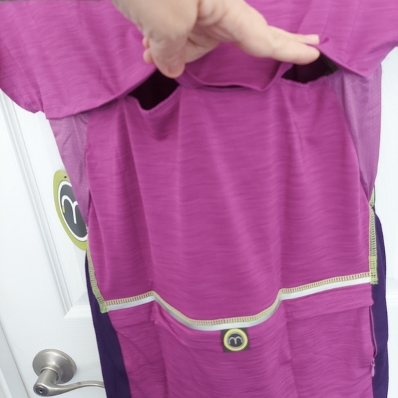 Moxie Cycling Wrap Tee Iris Medium  NWT - Picture 7 of 8